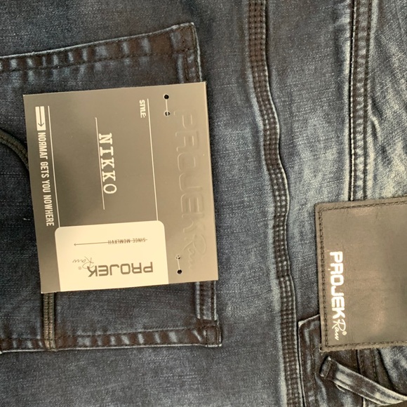 Men’s jeans (new)  relaxed fit are flexible. - Picture 6 of 7